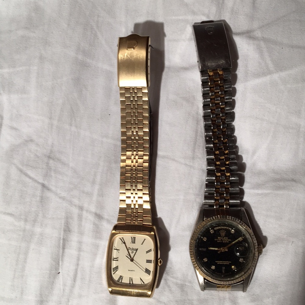Pulsar watch